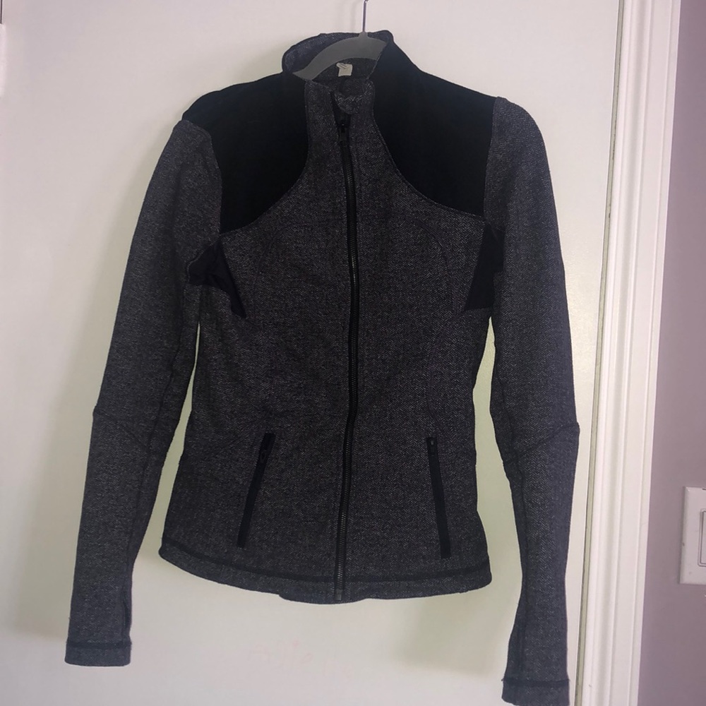 Lululemon Herringbone Forme Jacket size 6